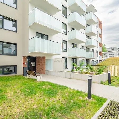 Pradnik Czerwony Business - Terrace, Parking - By Rentujemy Apartamento Cracóvia