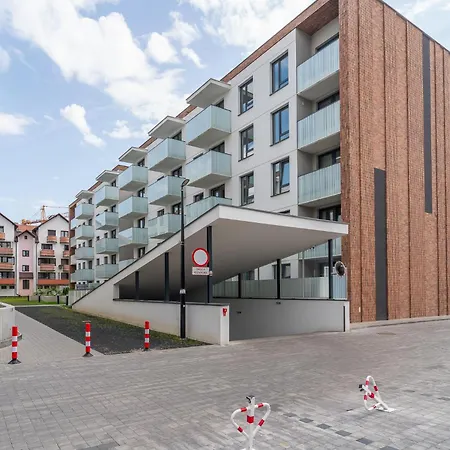 Pradnik Czerwony Business - Terrace, Parking - By Rentujemy Apartamento *
