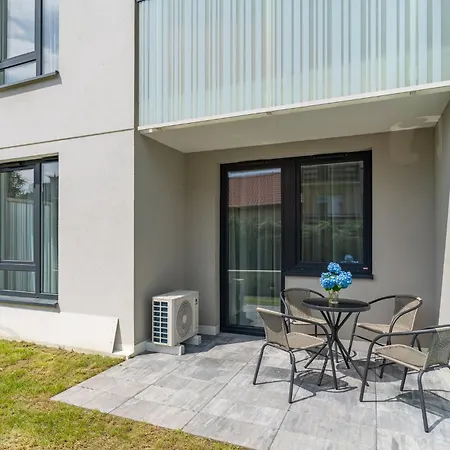 Apartamento Pradnik Czerwony Business - Terrace, Parking - By Rentujemy